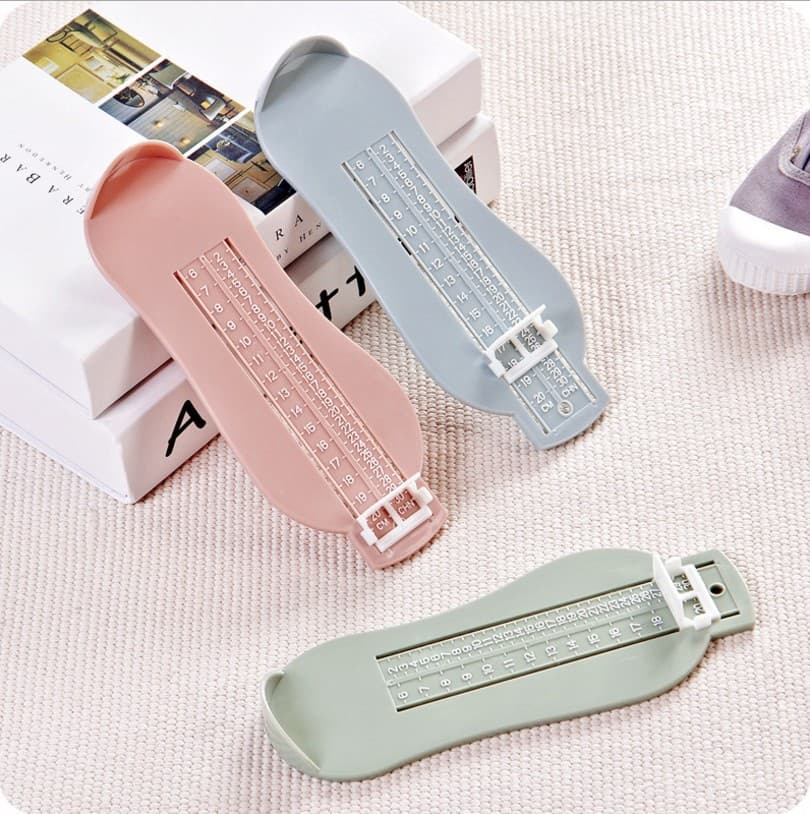 Factory wholesale children's foot measurer, foot length measuring ruler, baby shoe shopping infant foot length measurer for home use