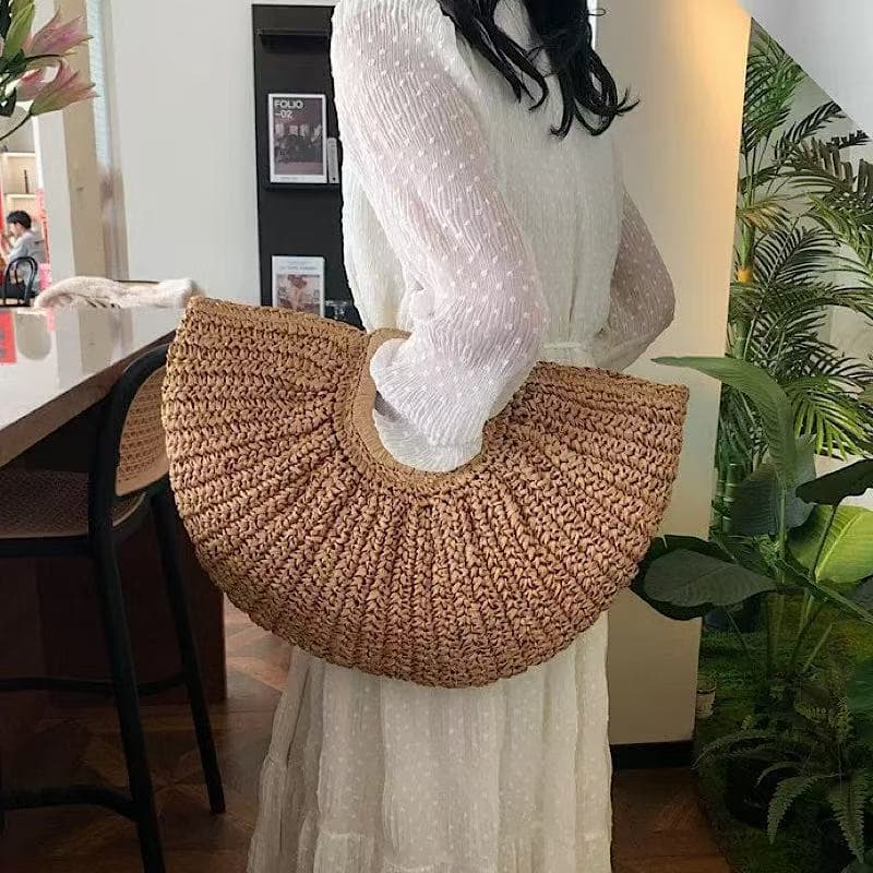Simple Hand-Woven Straw Bag, Semi-Circular Handmade Woven Handbag, Beach Vacation Commuting Tote Bag, Versatile Beach Bag