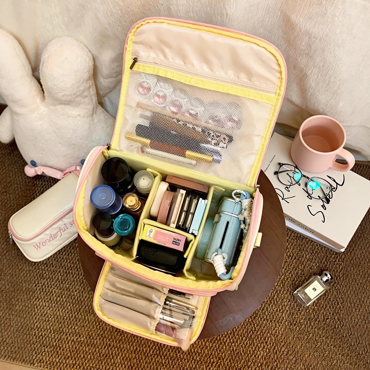 Large Capacity Cosmetic Organizer Bag, Women's Handheld Toiletry Bag, Travel Waterproof Camera Bag