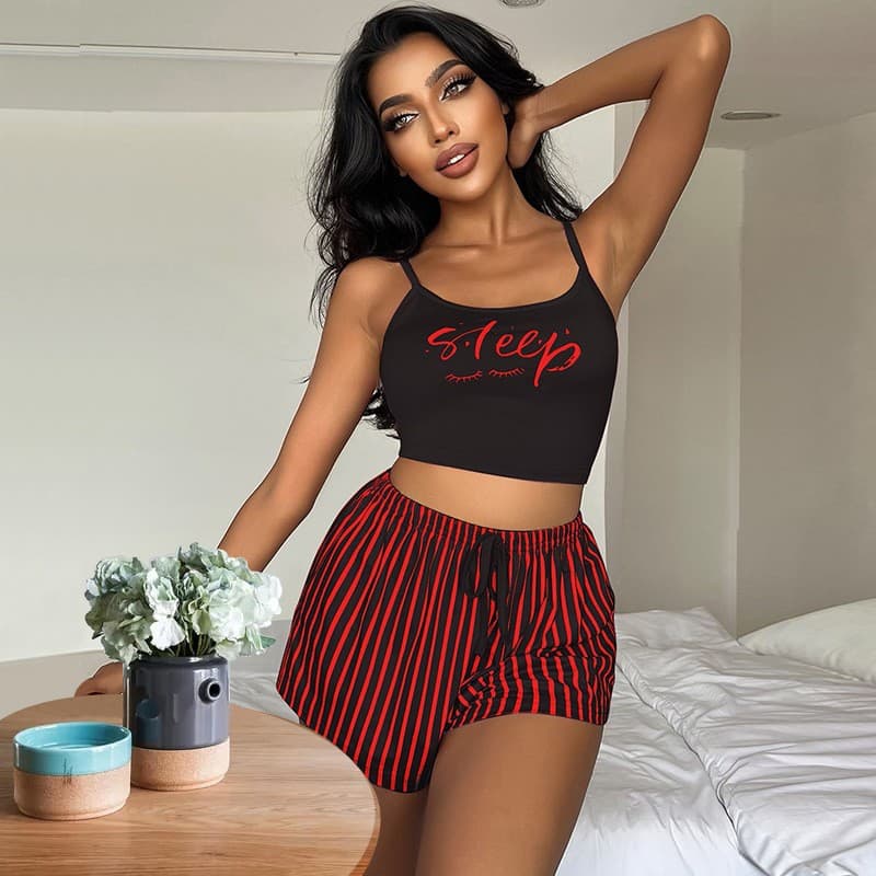 Summer pajamas for women with loose suspenders, Korean style two-piece set, summer ice silk chest pad, spring and autumn shorts set, home wear, thin section