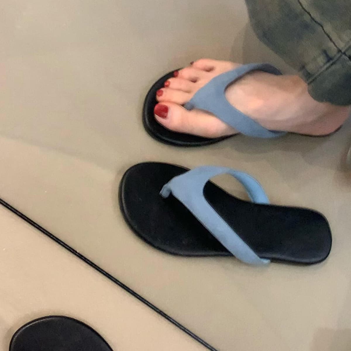 Slip-On Versatile Flat Sandals for Women, Summer Flip-Flops, Comfortable Vacation Beach Shoes