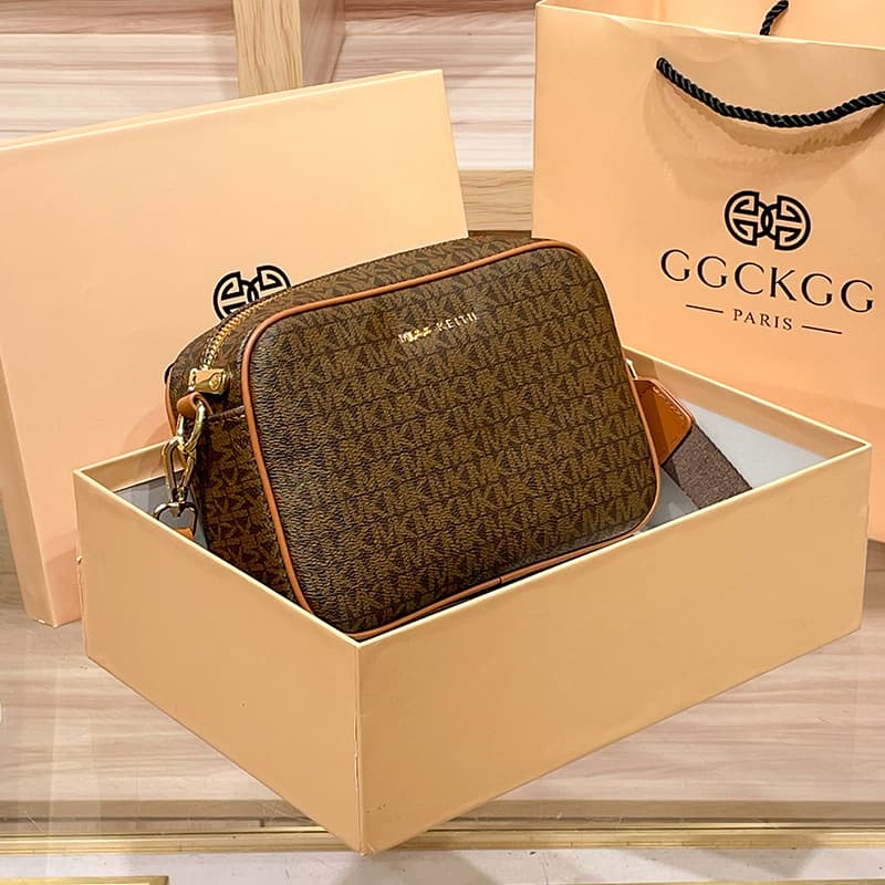 Women's Vintage Style Soft PVC Shoulder Bag Large Capacity Single Strap Crossbody Bag High Quality Fashion Accessory 2024 New Mo