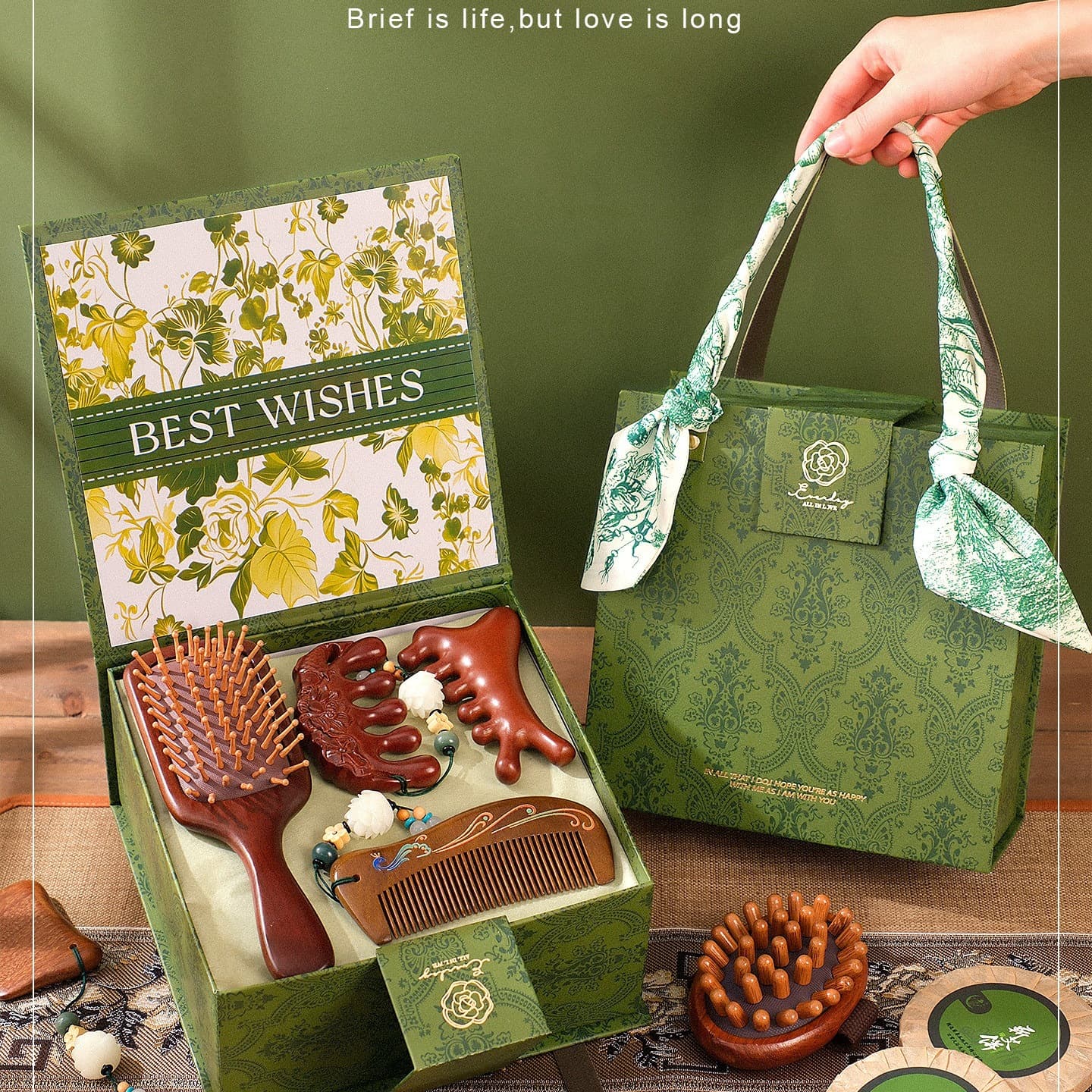 Customizable Mid-Autumn Festival Sandalwood Gift Box Set Health Massage Comb for Mom Teacher Girlfriend Birthday Elders