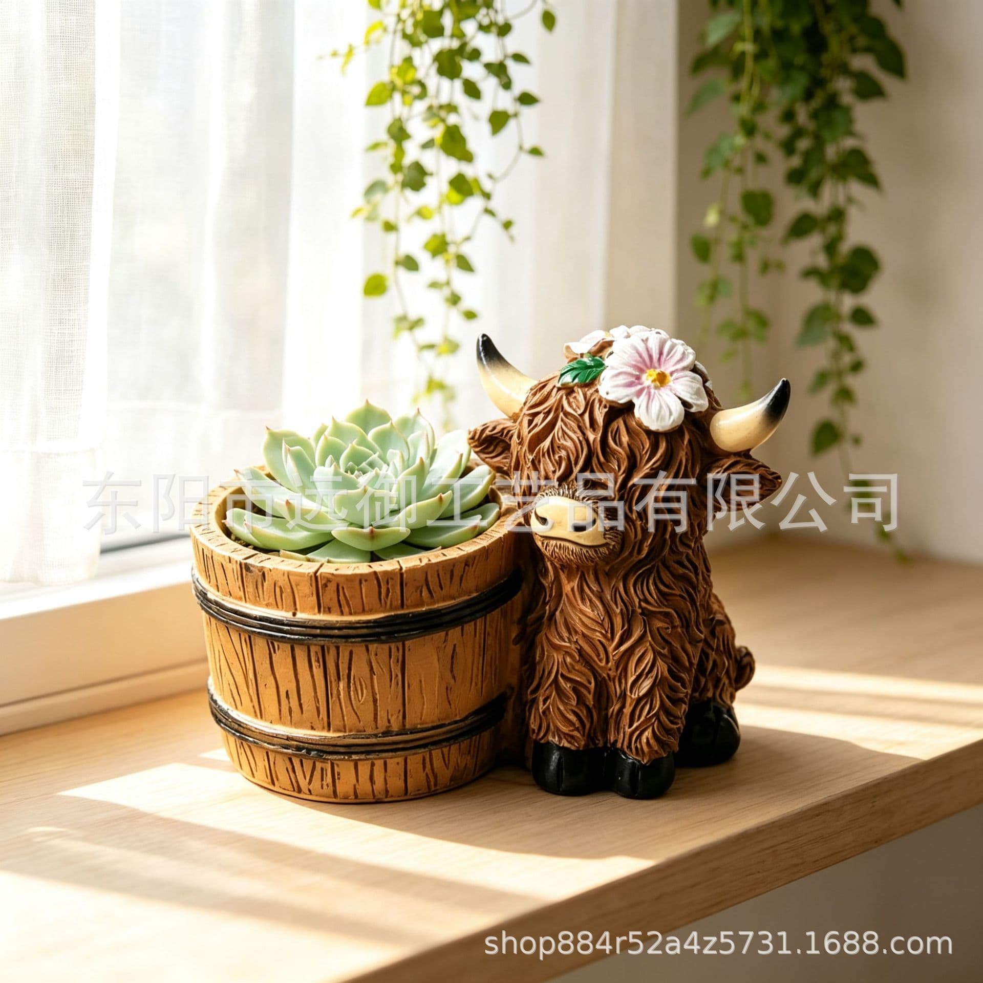 Cross-border New Highland Cow Planter with Bucket Resin Craft Garden Patio Home Fun High-Appearance Decoration