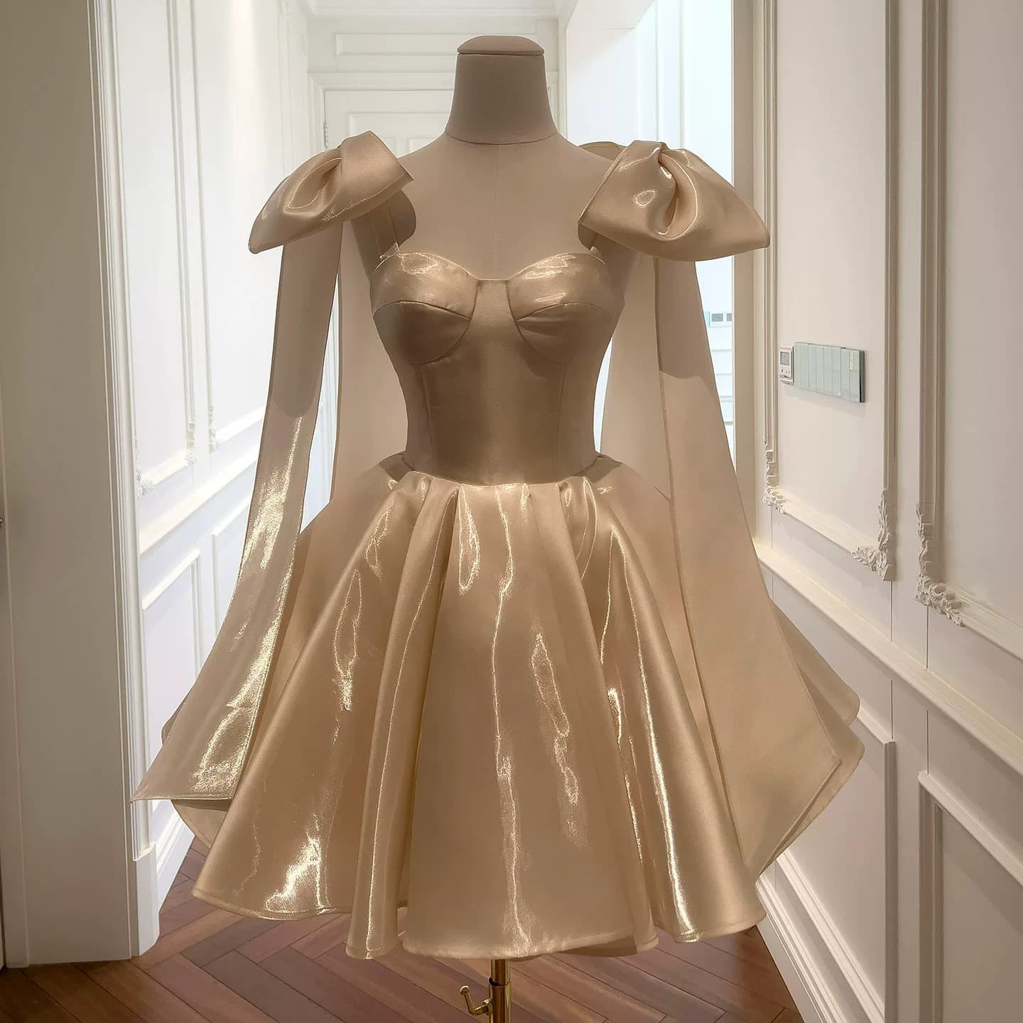 2026 New French Style Thousand Gold Evening Dress, High-end Birthday Dress, Host Temperament Puffy Dress