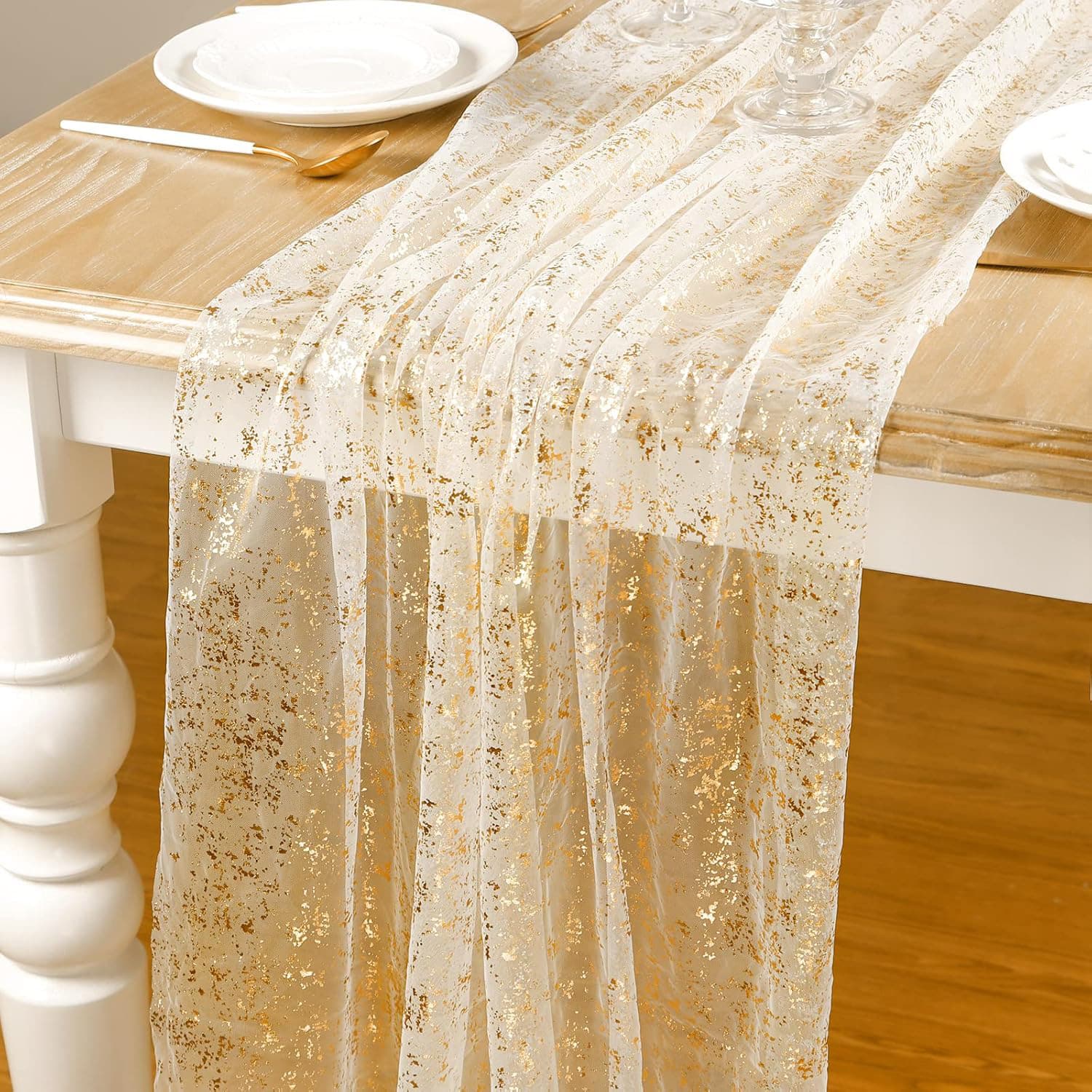 Cross-border golden chiffon table runner Amazon hot selling gold foil lace mesh table runner wedding party table decoration