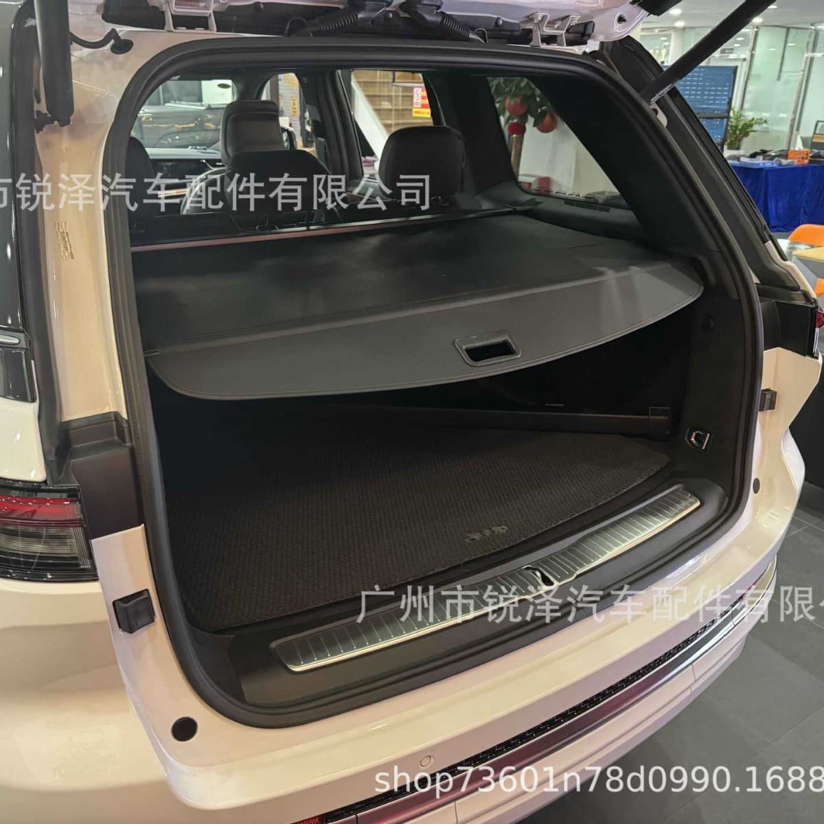 Cargo Cover for Jeep Grand Cherokee / Cherokee