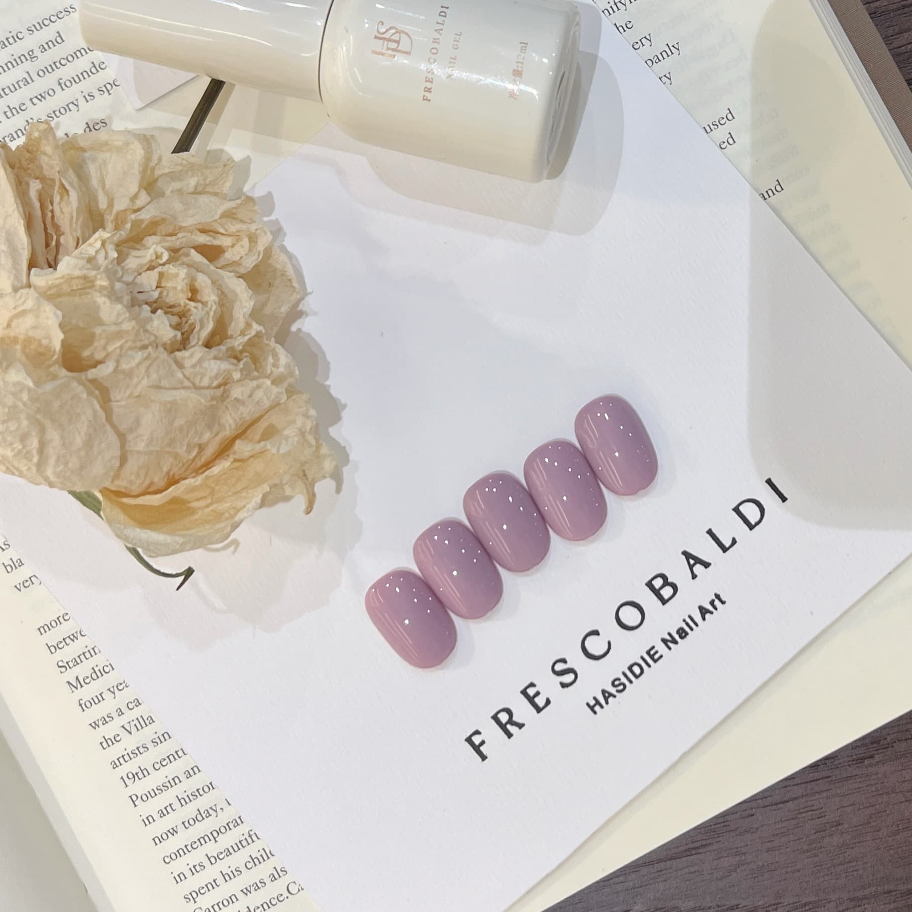 Xiaoying Huasidie - Big Q Bottle Gentle Purple H02 Solid Color Gel Series Nail Polish 12ml Gel Polish (Three-Free)