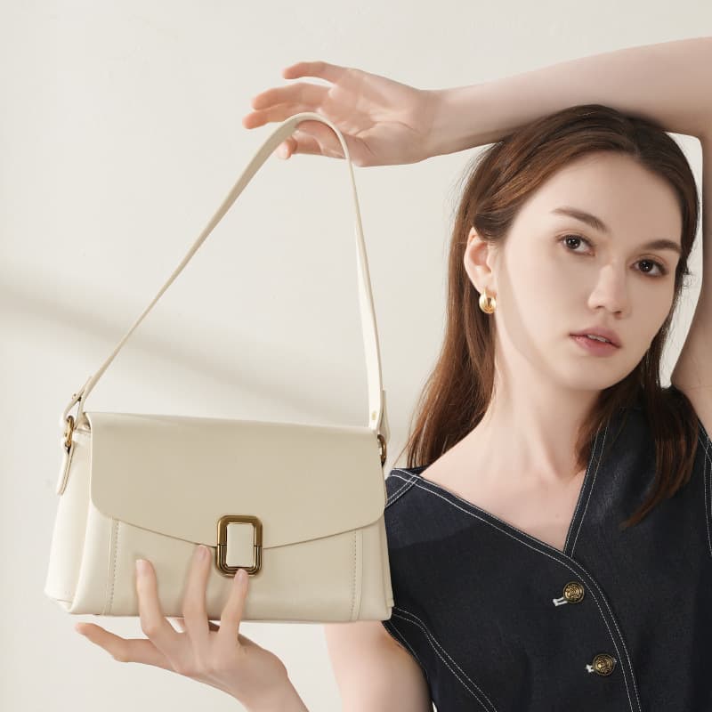 Spring/Summer Malad Handheld Genuine Leather Women's Bag 2025 New Trendy High-End Shoulder Crossbody Bag for Commuting Large Capacity