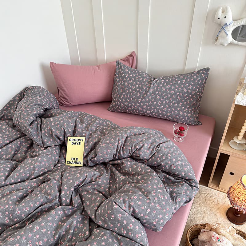 New Autumn/Winter Heavyweight Thickened Vintage Floral Cotton 4-Piece Bedding Set Soft Bed Sheet Floral Duvet Cover Bedding