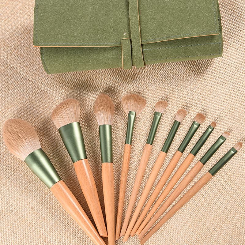 10-Piece Makeup Brush Set with Bristle Powder Brush, Wooden Handle Blush Brush, Contour Brush, Full Set for Beginners with Bionic Nano Bristles