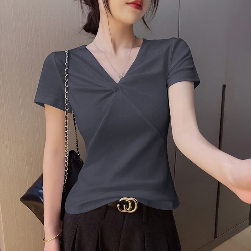 Smoke Gray V-Neck Short Sleeve T-Shirt for Women, 2025 Summer New Twist Design Fitted Shoulder Top