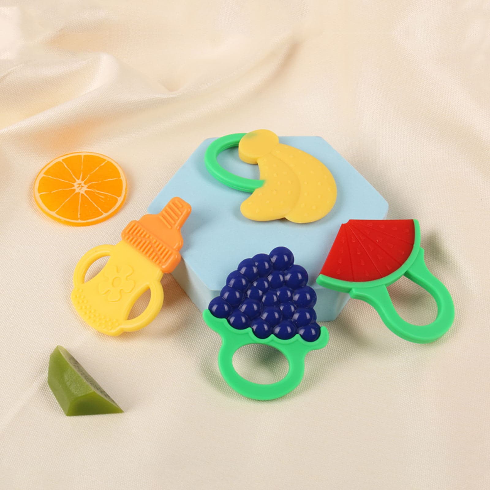Wholesale Silicone Baby Teether Watermelon Bottle Fruit Teether Chew Toy Drool Bib Accessories