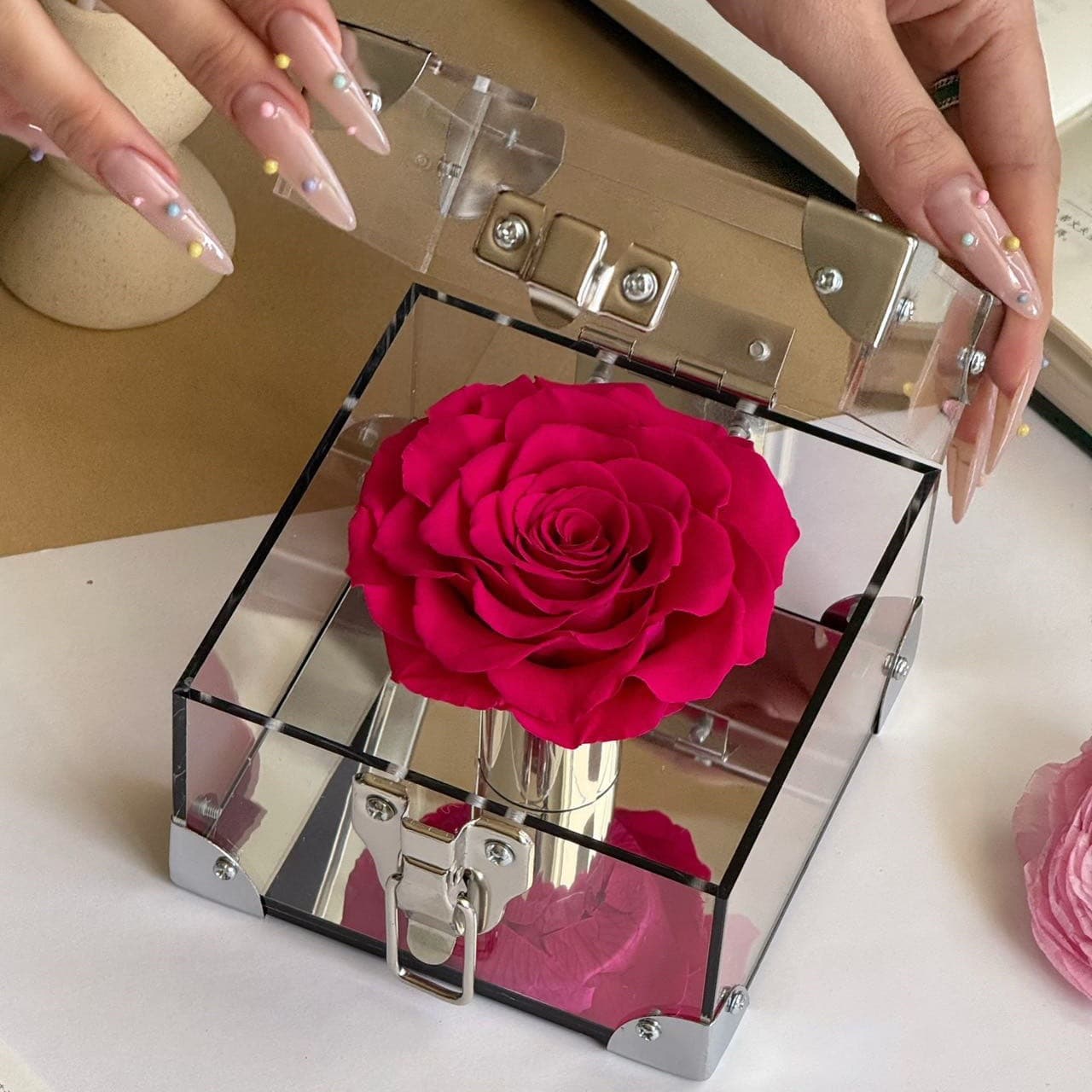 Acrylic Preserved Rose Gift Box Decoration Premium Birthday Gift for Girlfriend Bestie Valentine's Day Present