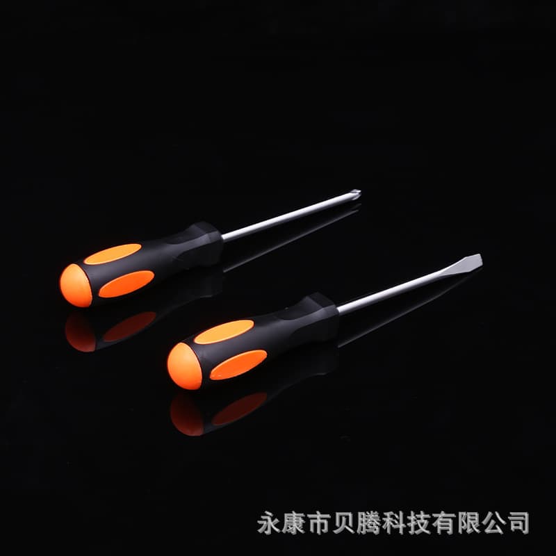 Directly supplied from the manufacturer, a Phillips screwdriver and a Torx screwdriver are included in the package.