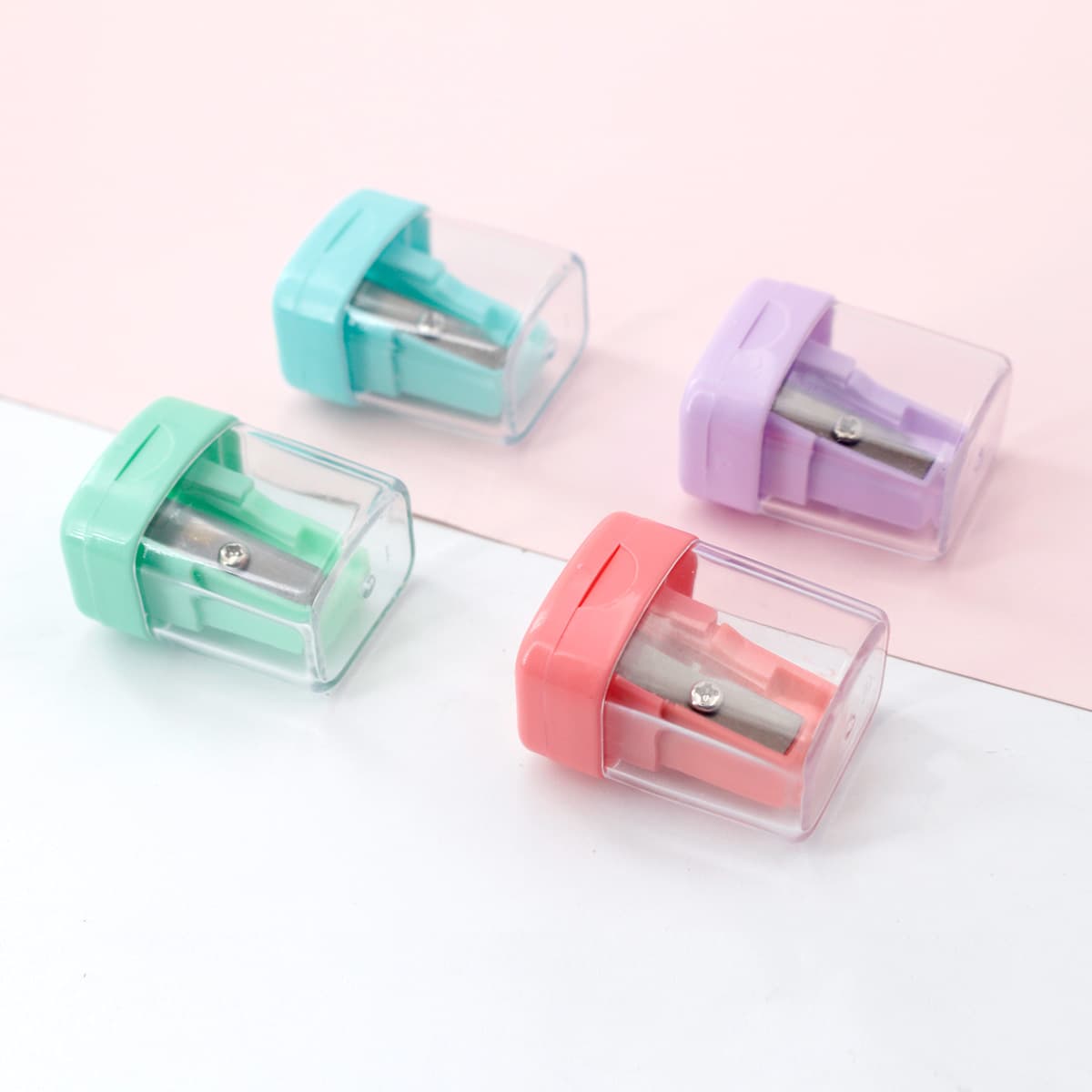 Macaron Color Plastic Pencil Sharpener Ultra-Portable Flip-Top Student Stationery 613A-1 (MC)
