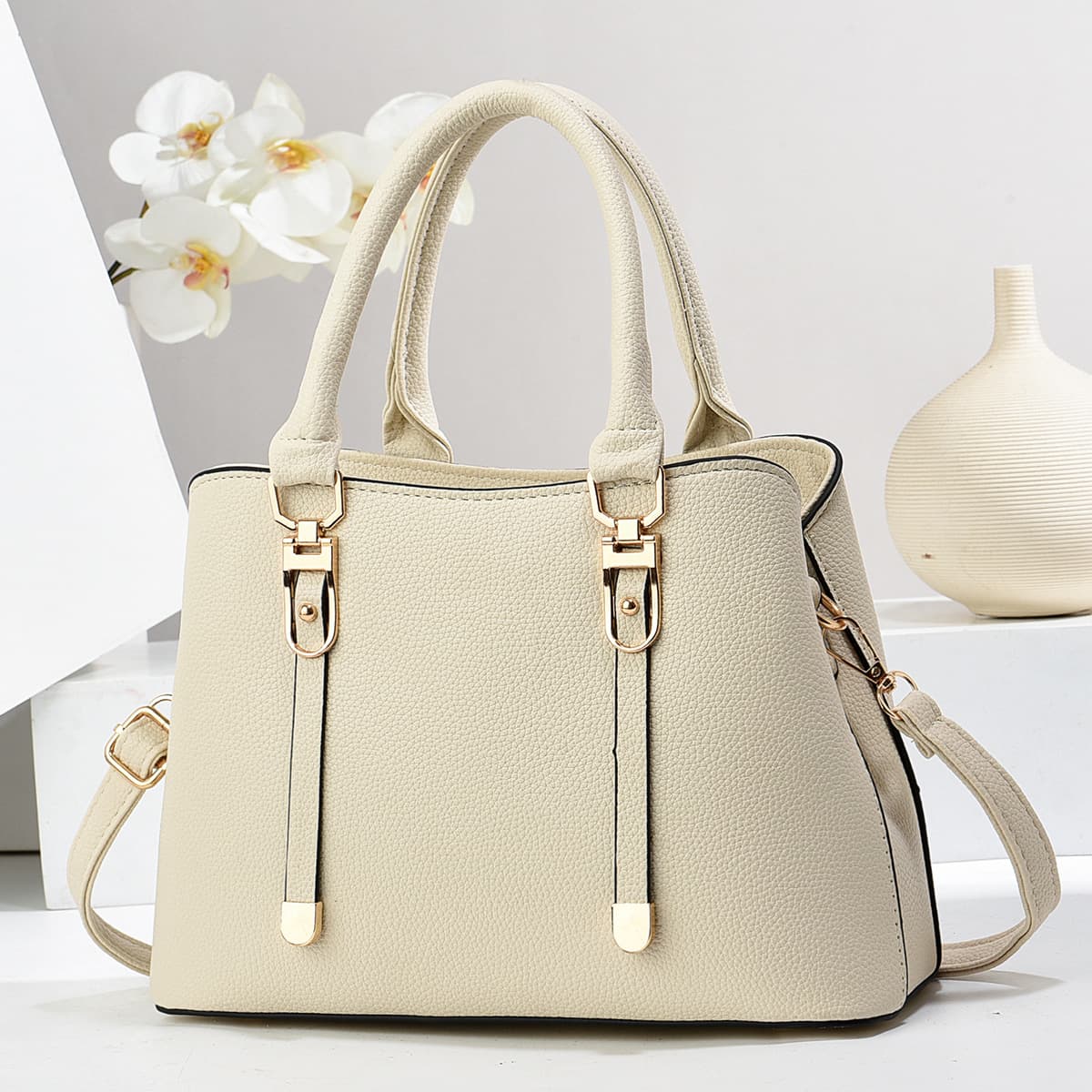 Trending Handbag Crossbody Shoulder Bag 2024 New Style Women's Crossbody Bag Fashionable Elegant Mom Bag Simple