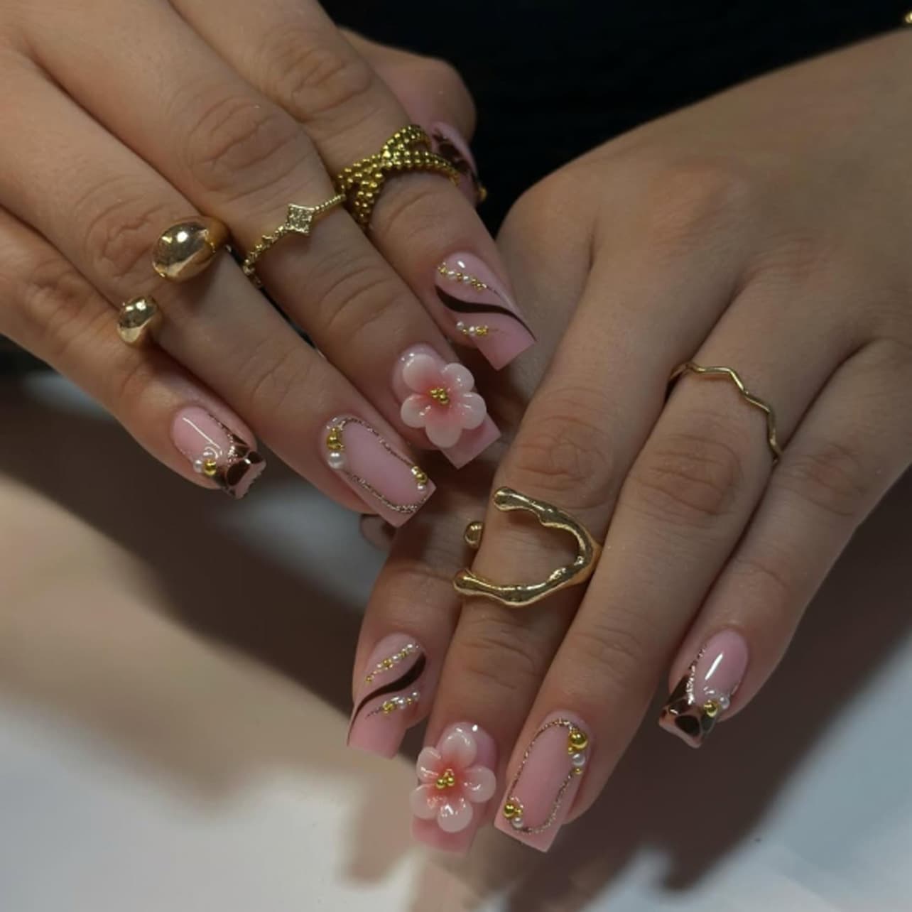 3D Floral Leopard Print French Wearable Nails Medium-Long Glitter Fake Nails Wholesale