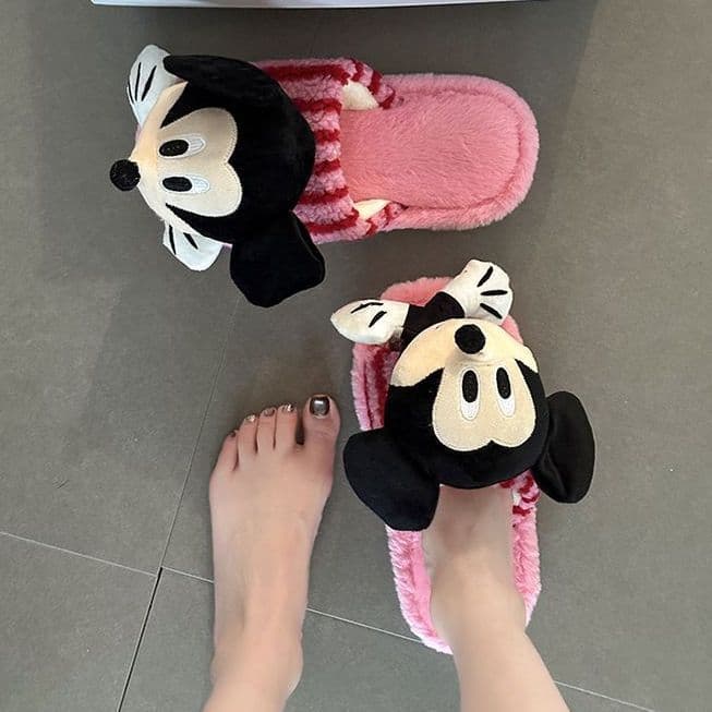 Fashionable Cute Striped Cartoon Big Head Fuzzy Slippers Women's 2026 Winter New Lazy Slippers One-Strap Cotton Slippers