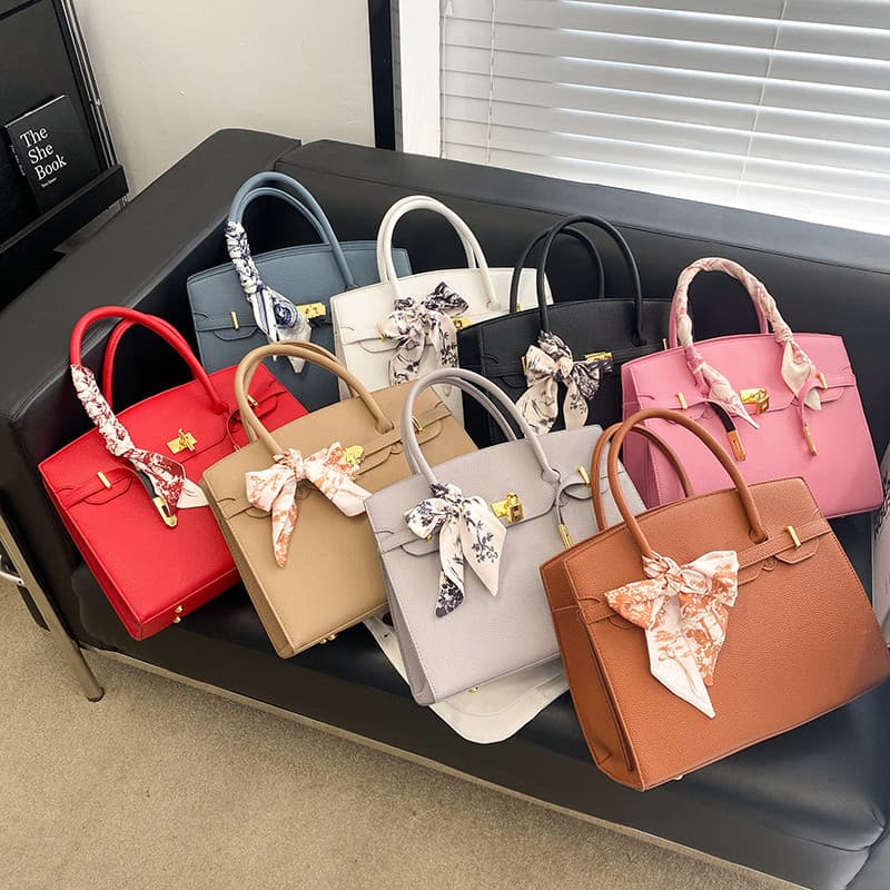 Women's handbag large capacity bag women's 2026 new fashion fashion women's portable platinum large bag