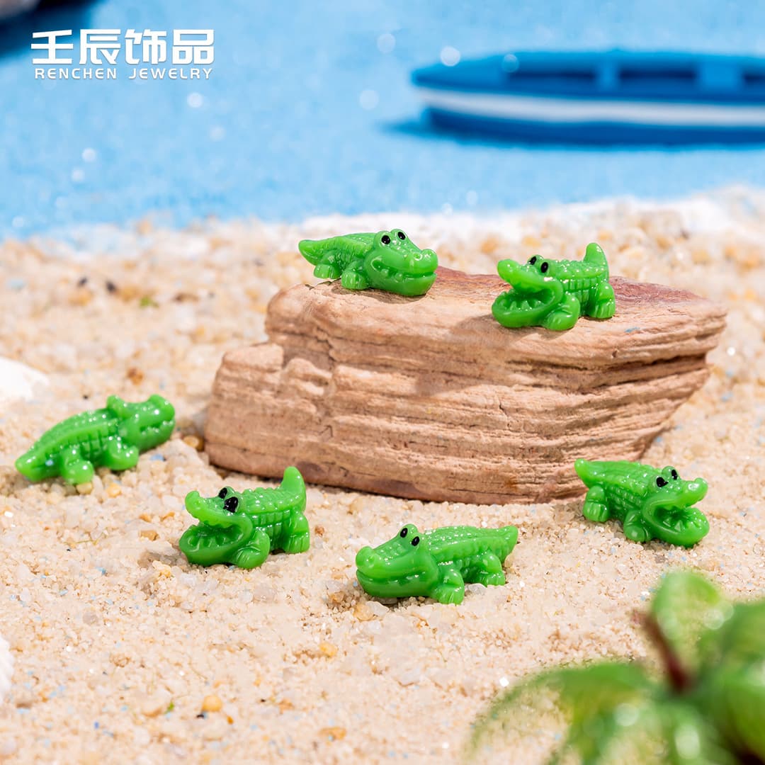 Creative simulated animal small crocodile micro-landscape resin DIY crafts decorations small accessories cute particles mini ornaments