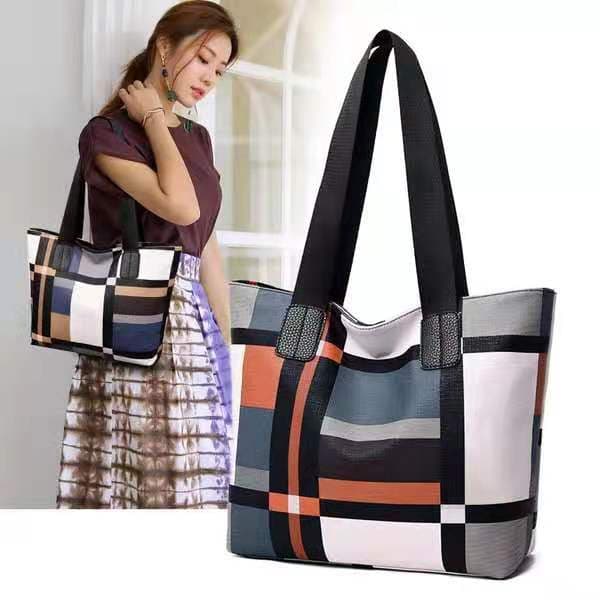 Women's Bag New Handbag Large Capacity Shoulder Bag Mummy Going Out with Baby Handbag Middle-aged Mother Bag Hand Bag