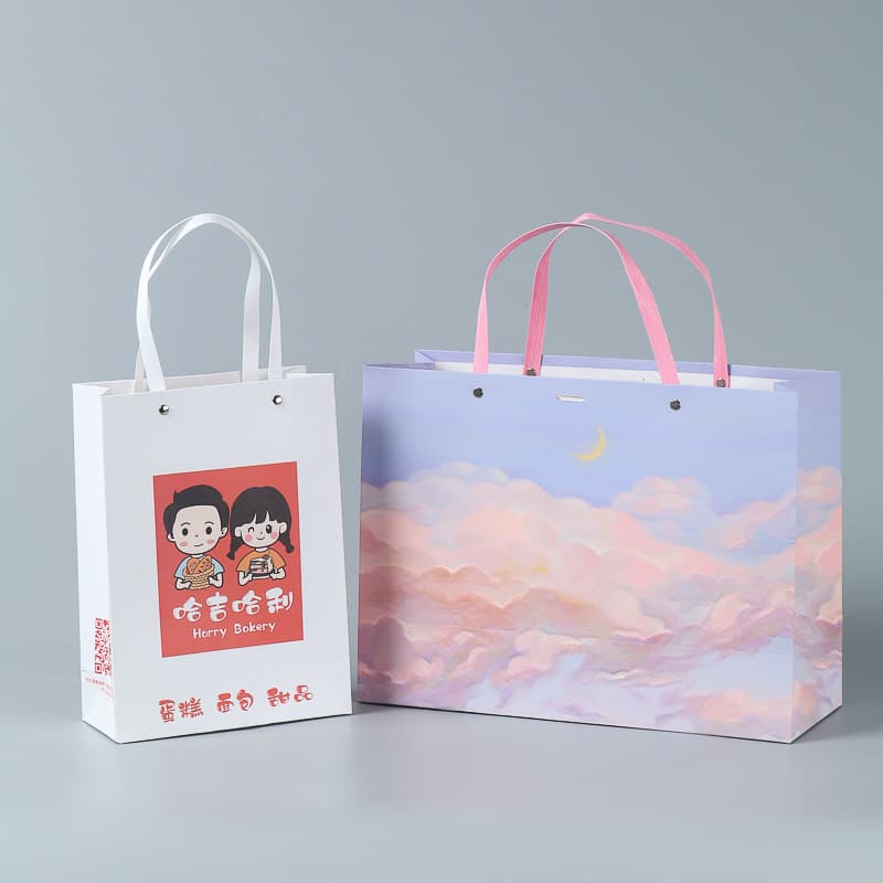 Manufacturer customized handbag paper bag, gift bag, clothing kraft paper bag, black cardboard shopping bag with printed LOGO