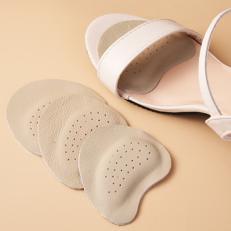 High Heel Forefoot Pads, Summer Sandal Anti-Slip Inserts, Pain-Relief Foot Cushions, Sweat-Absorbing Anti-Slip Stickers, Magic Tool for Comfortable Feet, Half-Size Insoles