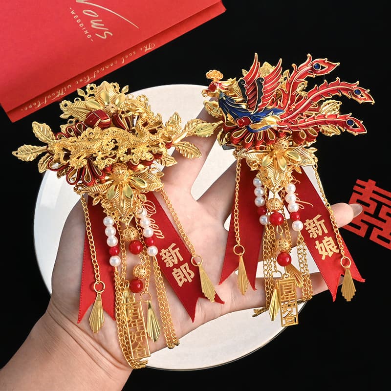 Wedding corsage, bride and groom brooch, a pair of high-end boutonnieres, a complete set of wedding supplies