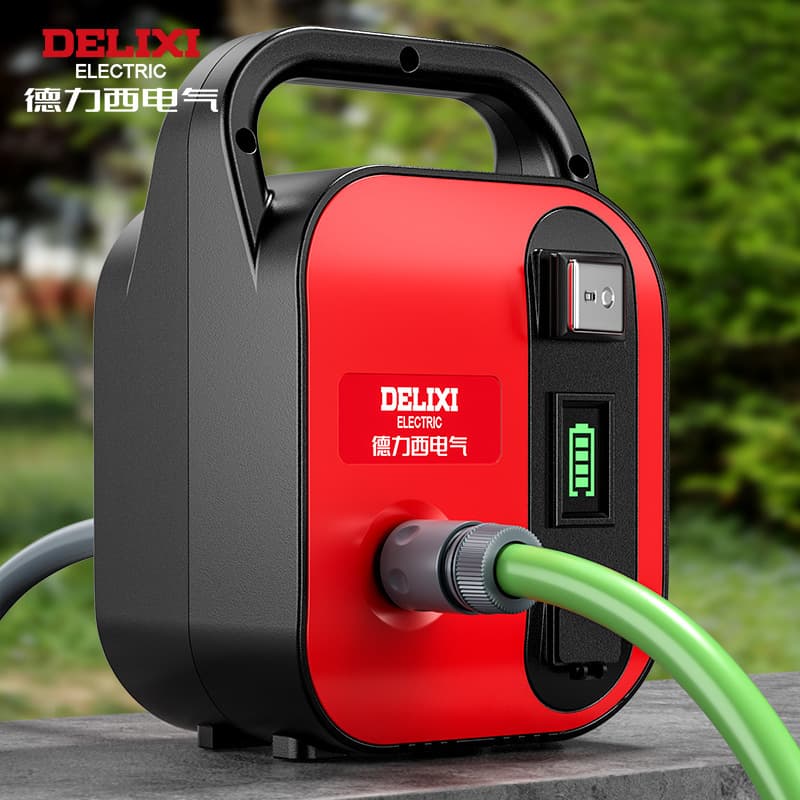 Rural vegetable garden watering tool rechargeable lithium water pump agricultural irrigation outdoor watering machine