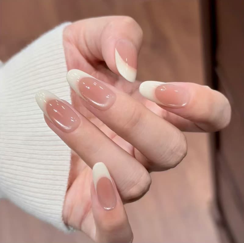 [Coco Mousse] High French Cat Eye Blush Manicure Whitening Handmade Wear Nails Purely Handmade Short Style Wholesale