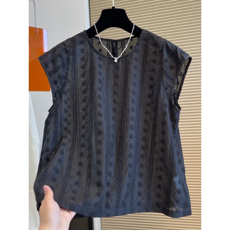 Textured Hollow-Out Shirt Round Neck Flutter Sleeve Blouse for Women 2026 Summer New Casual Lightweight Trendy Shirt