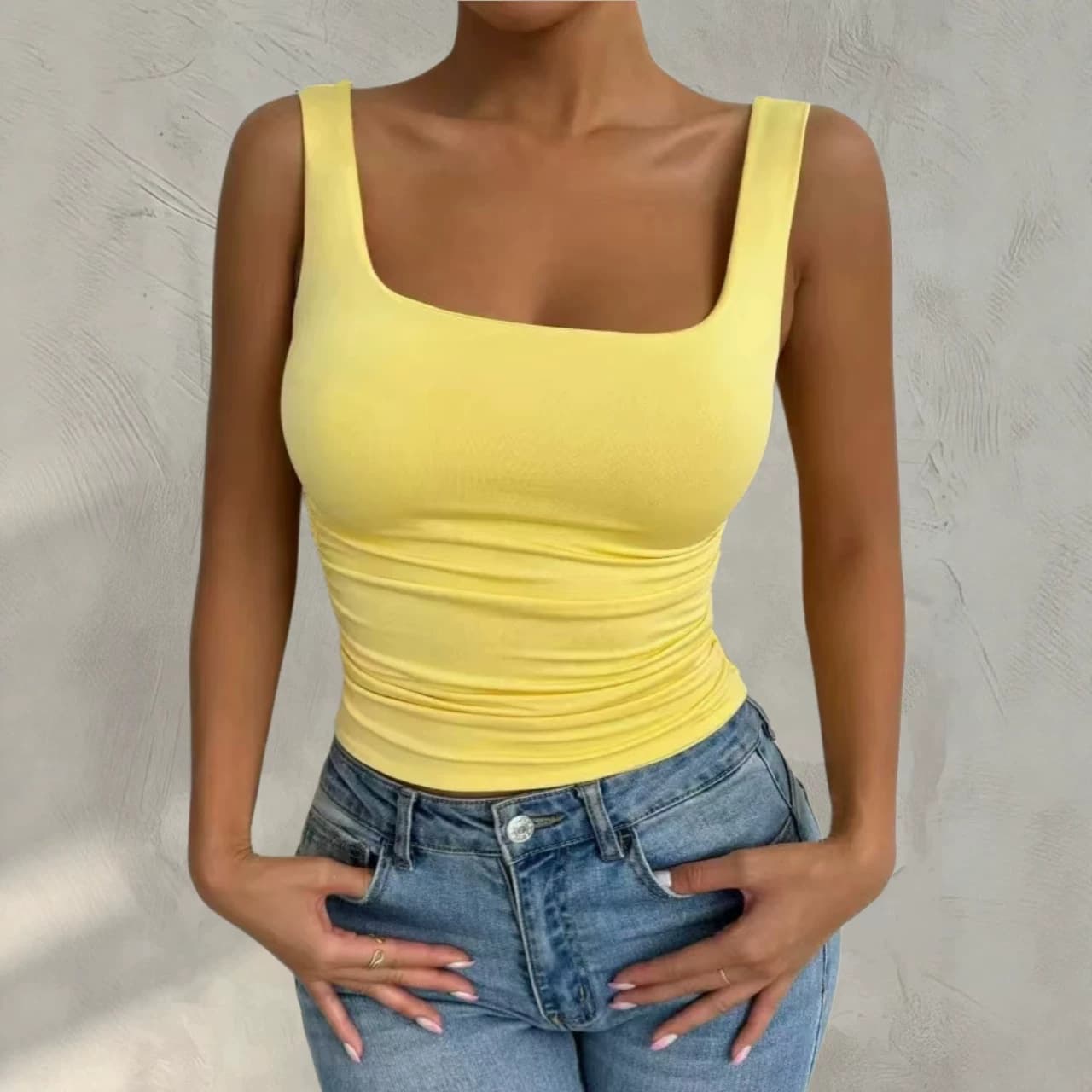 2026 European and American Fashion New Women's Sleeveless Camisole Square Neck Casual Basic Crop Top
