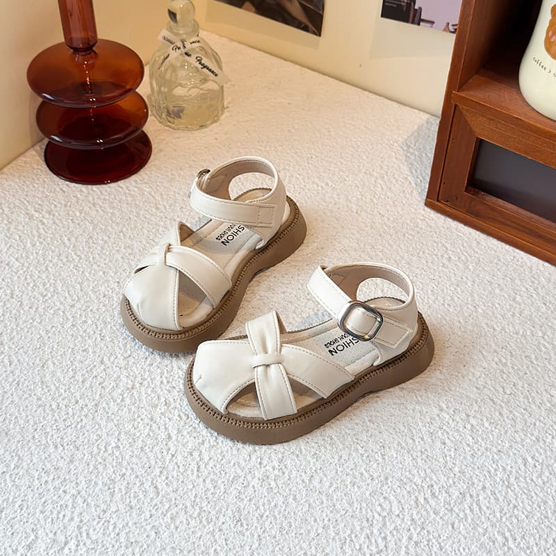 Girls' Closed-Toe Sandals Summer 2026 New Style Baby Soft Sole Soft Leather Little Girl Princess Shoes