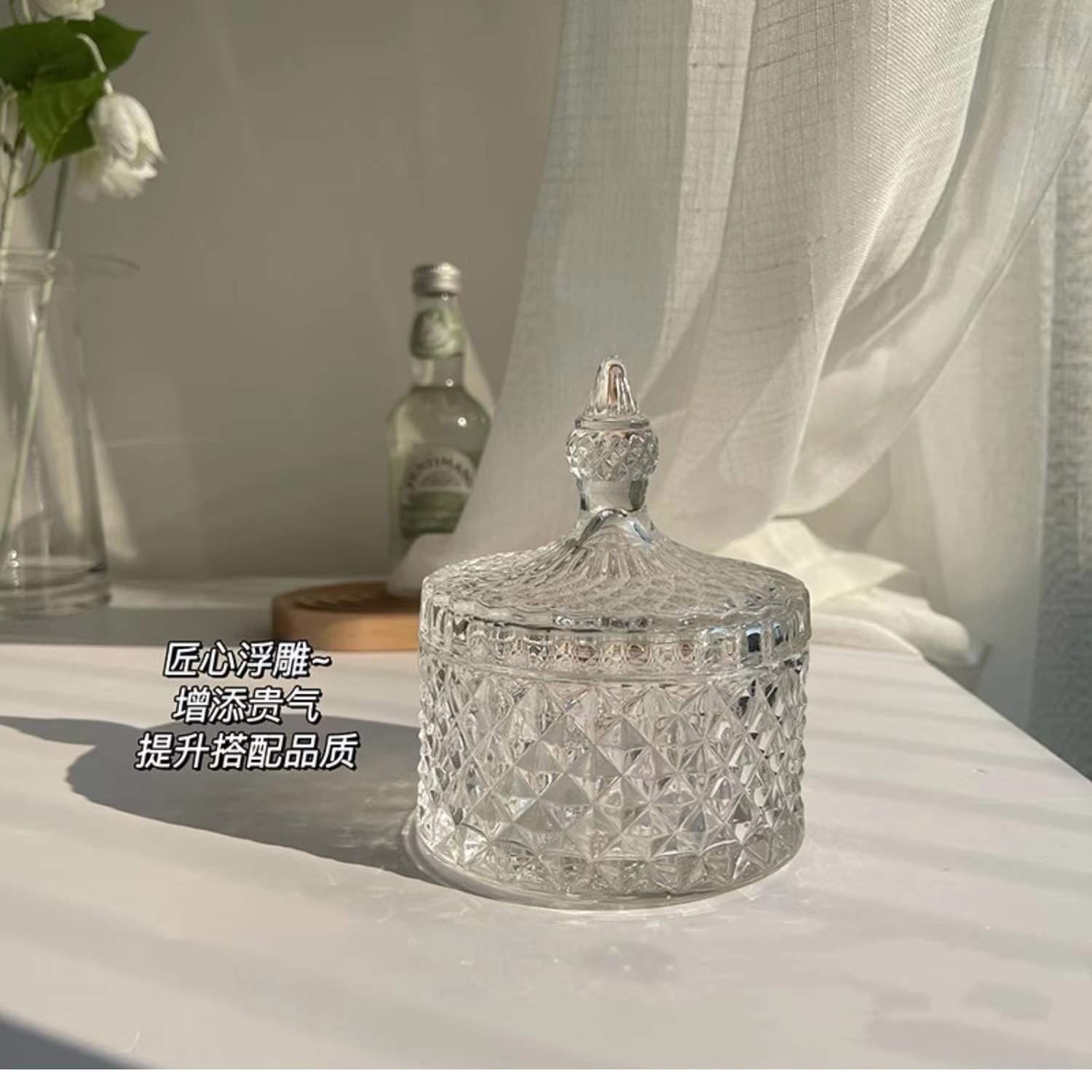 Pineapple-patterned glass candy jar, jewelry storage, home decoration ornament, storage jar with lid, wholesale.
