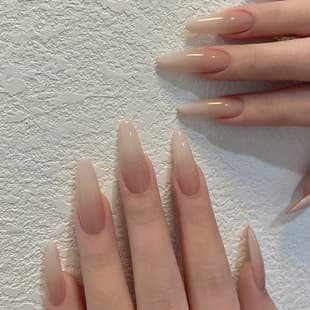 Simple Gradient Nude Nail Tips Medium Almond Shape Wearable Fake Nails Removable Press On Nails European American Style
