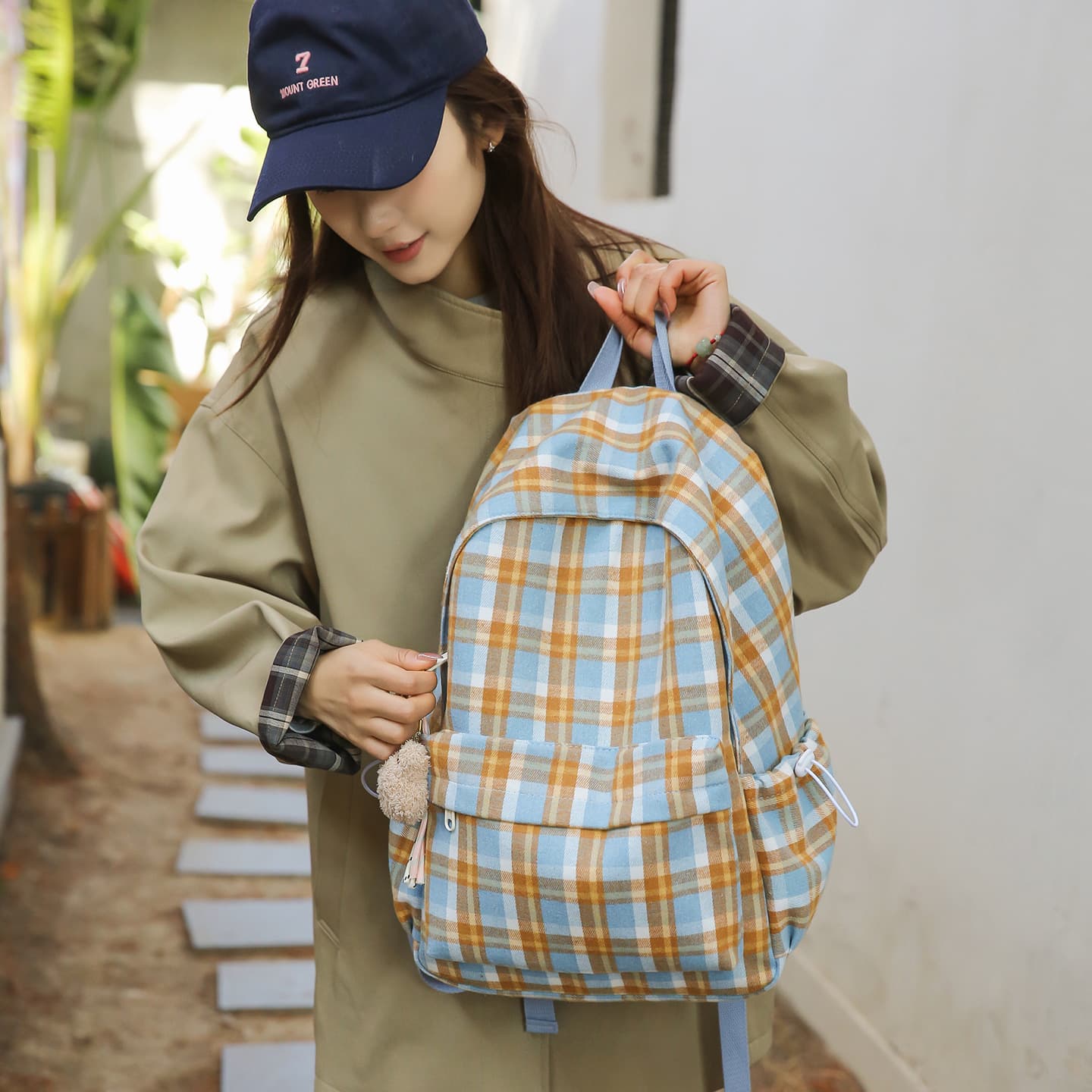 School Backpack for Junior High Girls Japanese Retro Plaid College Student Minimalist Spring Outing Tutoring Bag High School Student Backpack Women