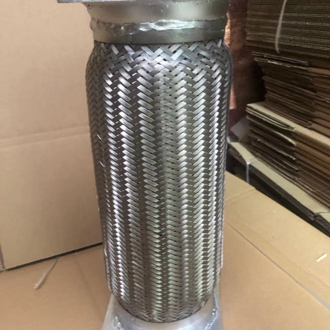 GAC Hino 700 HINO Tractor Mixer Parts GAC Hino Exhaust Pipe Bellows Spiral Tube Flexible Connector