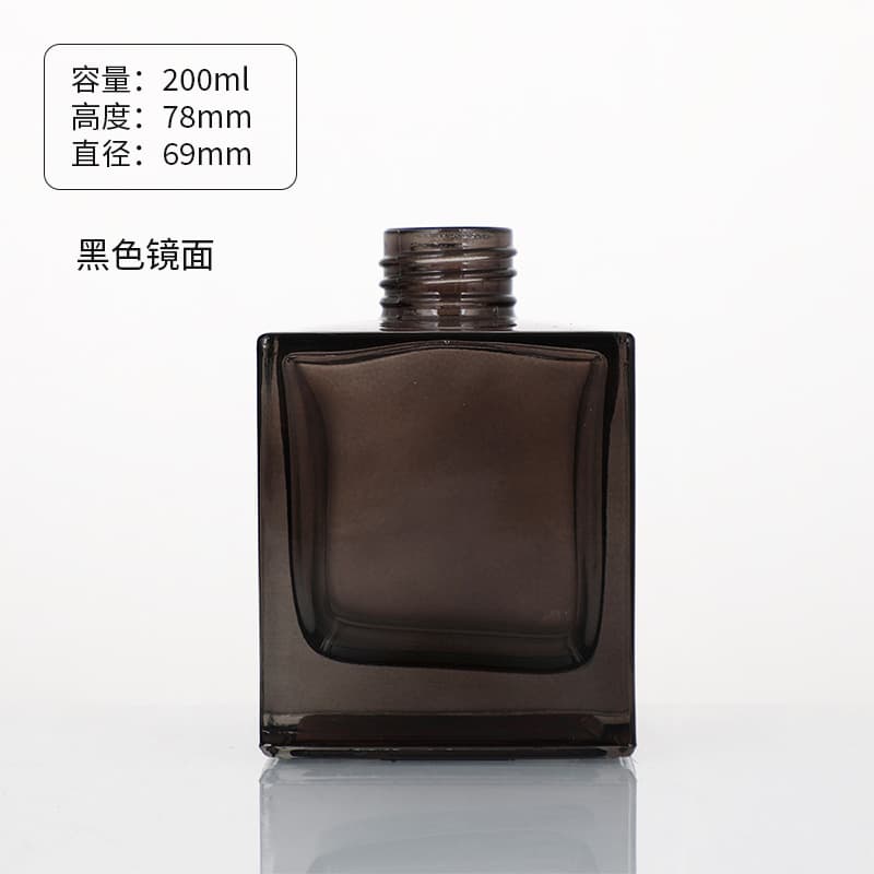 Wholesale Thickened Aromatherapy Bottle Square Transparent Luxury In Stock Home Simple Fragrance Empty Decorative Bottle