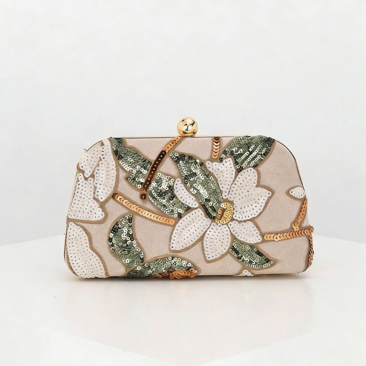 Cross-border hot-selling dinner bag, national style embroidery dinner bag, sequin niche clutch bag, evening bag decal, high-end light luxury