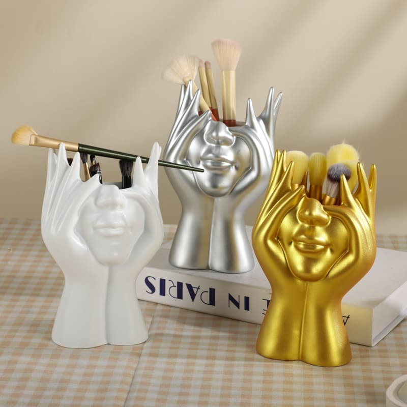 Cross-border hands holding face, vase, pen holder ornaments, home study, female student office desk decorations, creative ornaments