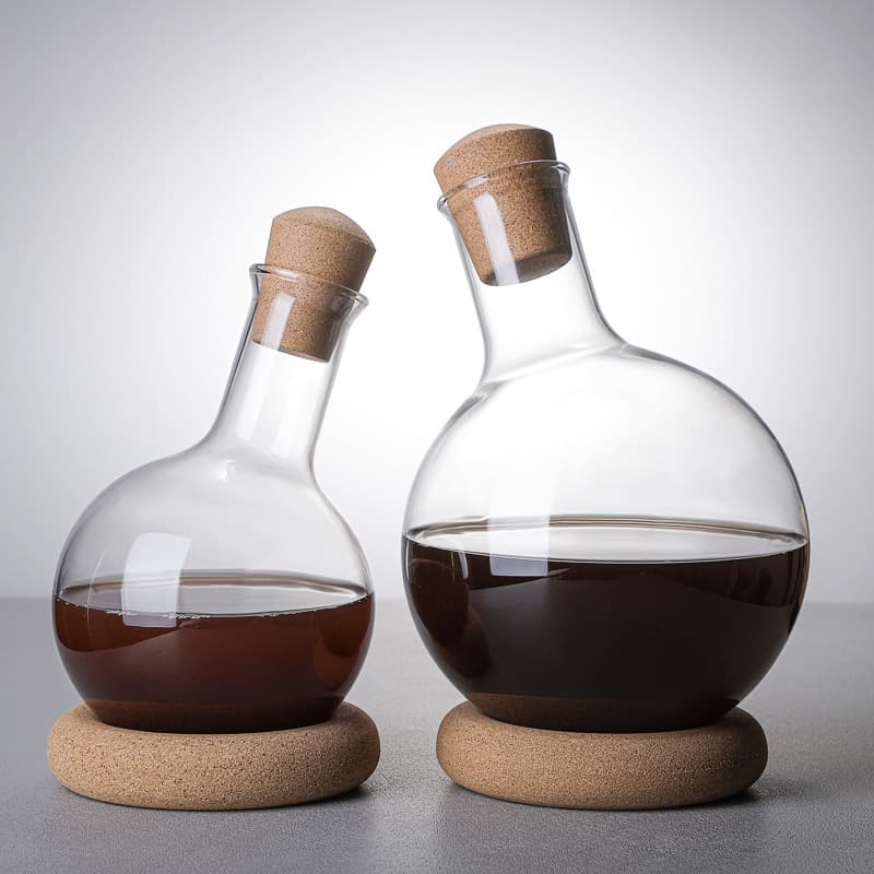 Wholesale glass decanter, red wine lightweight luxury glass pourer, home red wine dispenser pot, fast aerator