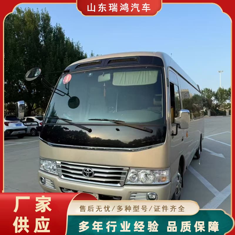 Exported 19-seat buses; Peony brand 19-seat commuter buses for factories and enterprises; 19-seat business and tourism reception buses.