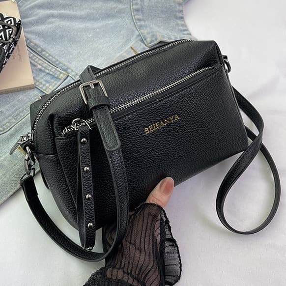 Cross-Border Hot-Selling Women's Bag, Casual and Versatile Classic Small Square Bag, 2025 New Fashion Wide Shoulder Strap Large Capacity Crossbody Bag