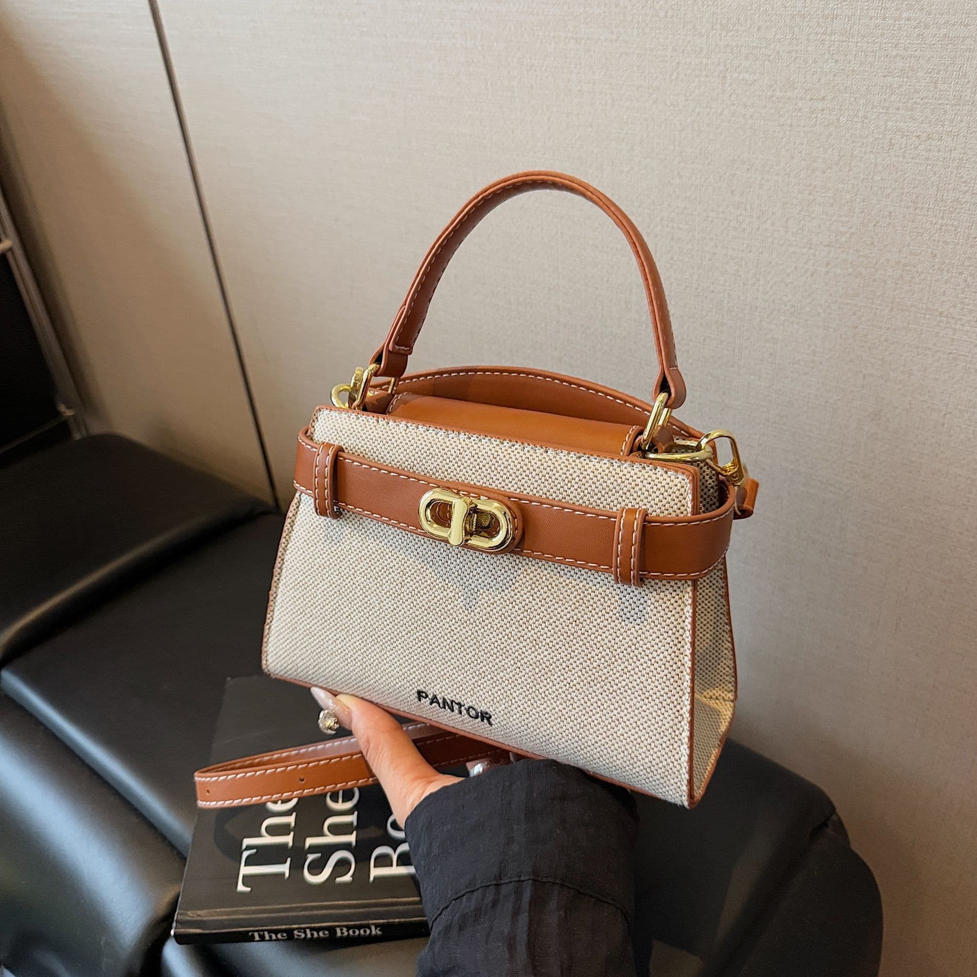 Trendy Casual Textured Women's Handbag New Retro Unique Design Simple Fashion Shoulder Bag Stylish Crossbody Bag