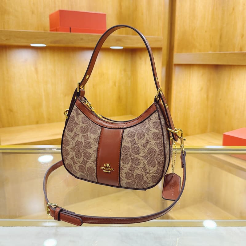 High-end women's bags bags 2026 new foreign trade retro print cross-body shoulder bag women's armpit bag croissant bag