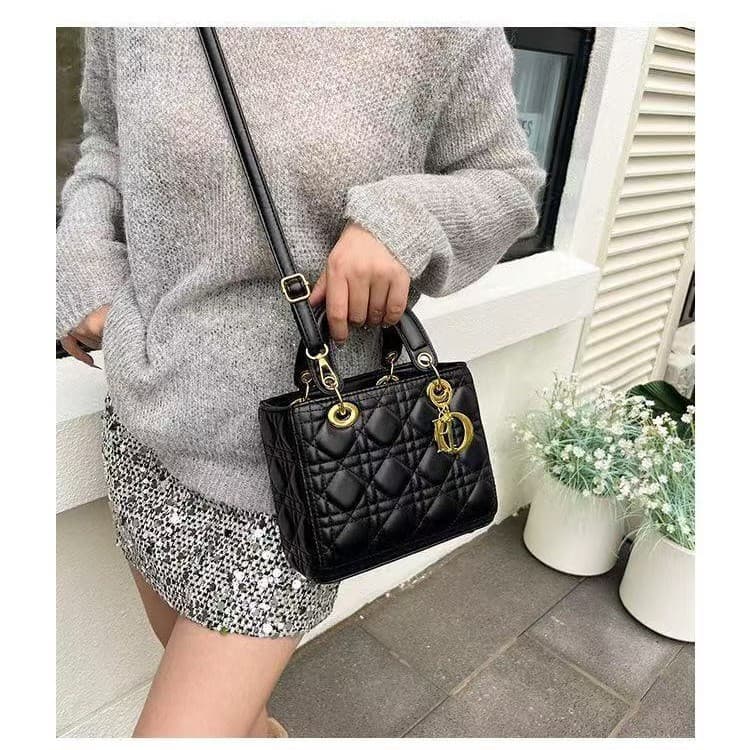 2026 New Diamond Grid Handbag Dior-Inspired Bag, French Style Commute Trendy Fashion Casual Premium Handbag & Crossbody Bag