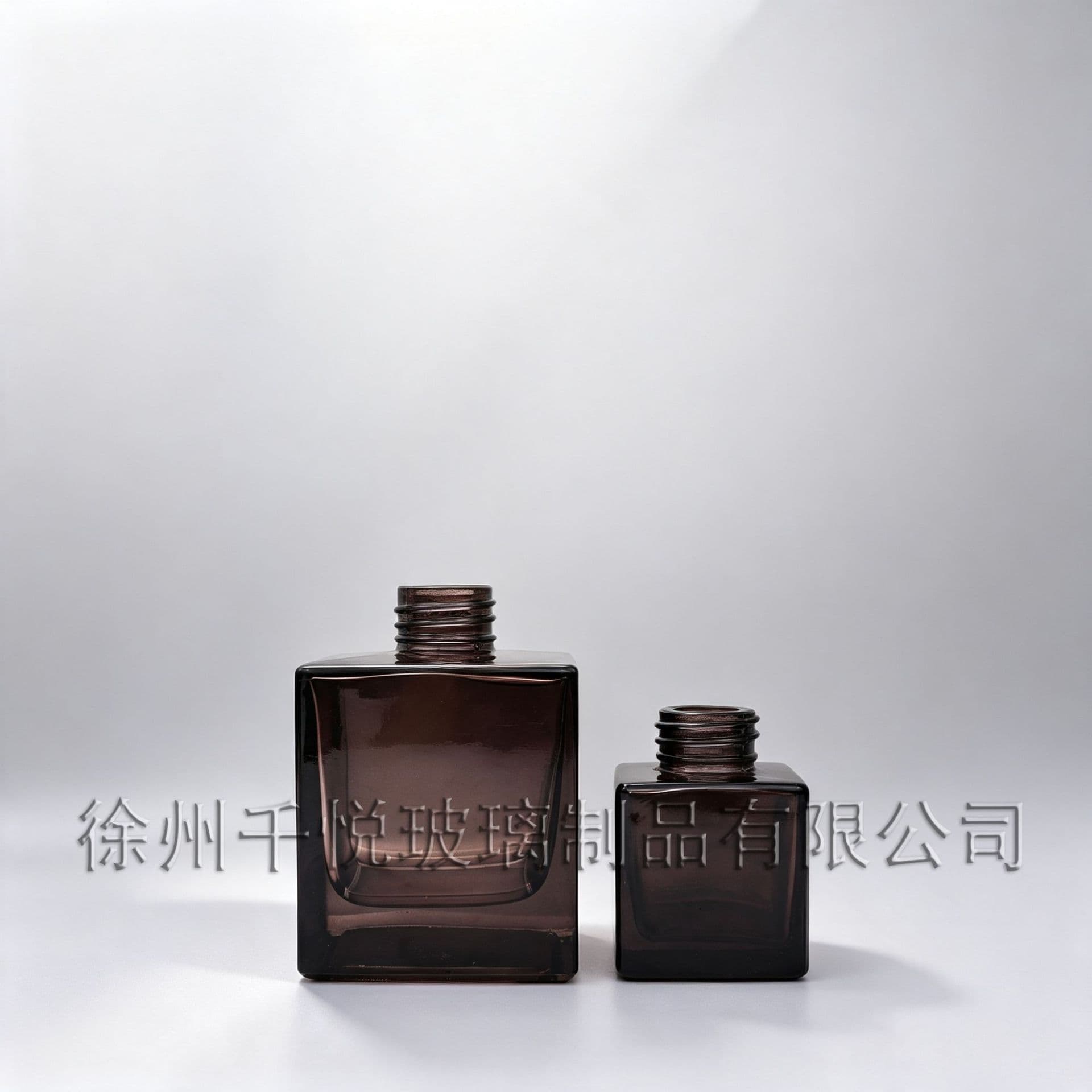 Flame-Free Reed Diffuser Bottle Empty Car Aroma Diffuser Square Scent Bottle Brown Glass Bottle Home Decorative Ornament