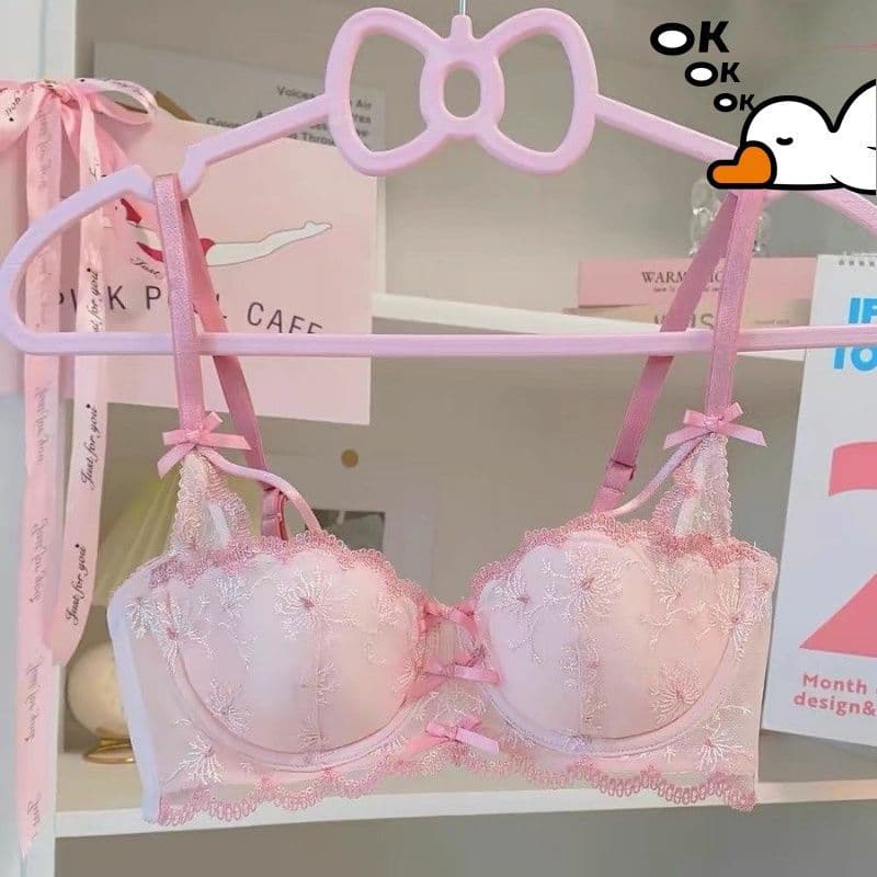 Japanese student underwear women's small breast push-up bra, women's lace non-wired thin bra set