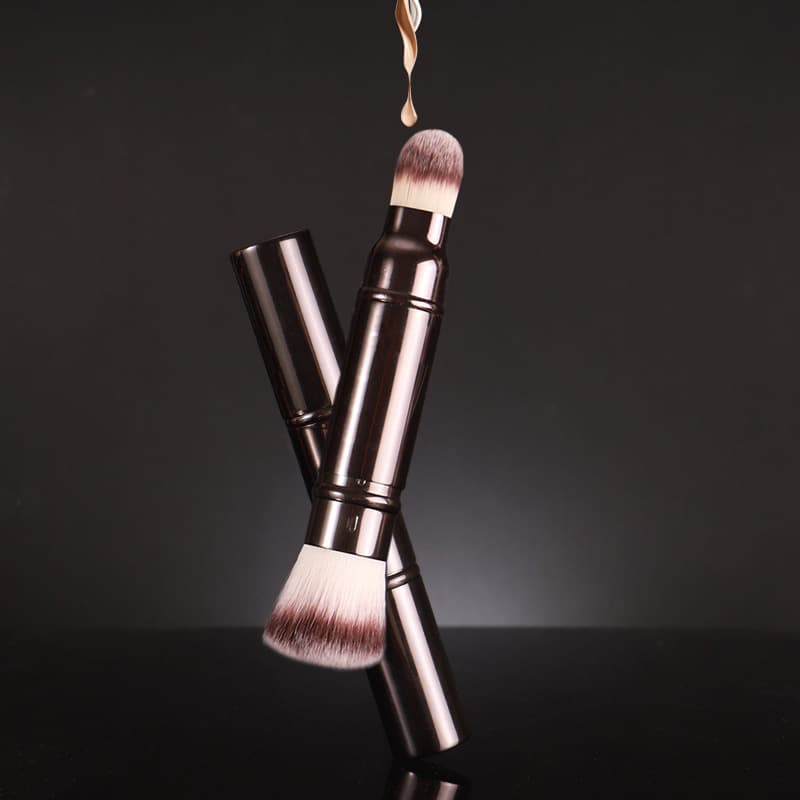 Hg Double-Ended Portable Foundation Brush with Cover, Beauty Tool, Cangzhou Makeup Brush, Cosmetic Brush, Concealer Brush, Wholesale in Stock